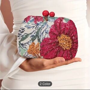 Elegant Floral Beaded Clutch with Red and Orange Accents